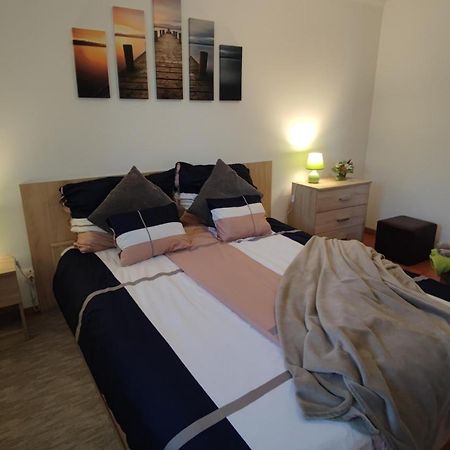 Gárdony Limonade Apartman Ac Agard Elmenyfuerdo Mellett מראה חיצוני תמונה